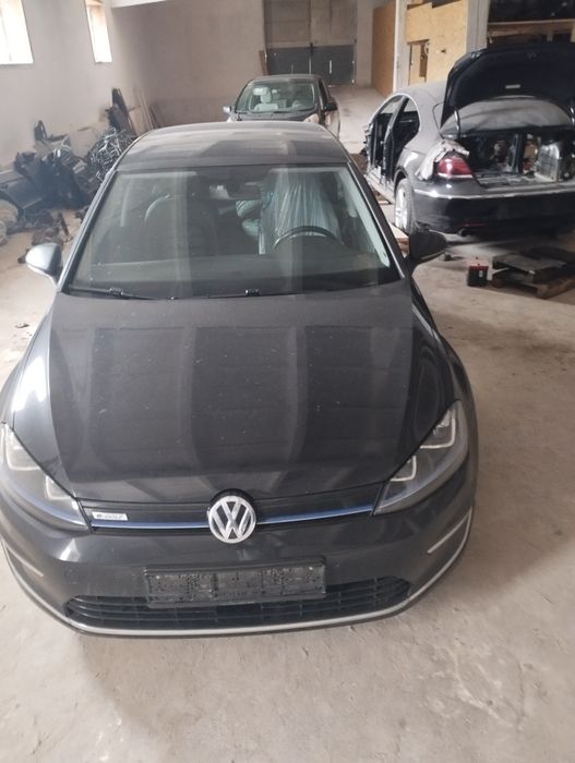 Разборка розборка шрот запчастини e golf golf 7 е гольф гольф 7 хетч