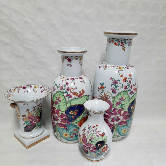 Vaso de Porcelana Vidal Arte, Portugal — Padrão de Folhas de Tabaco