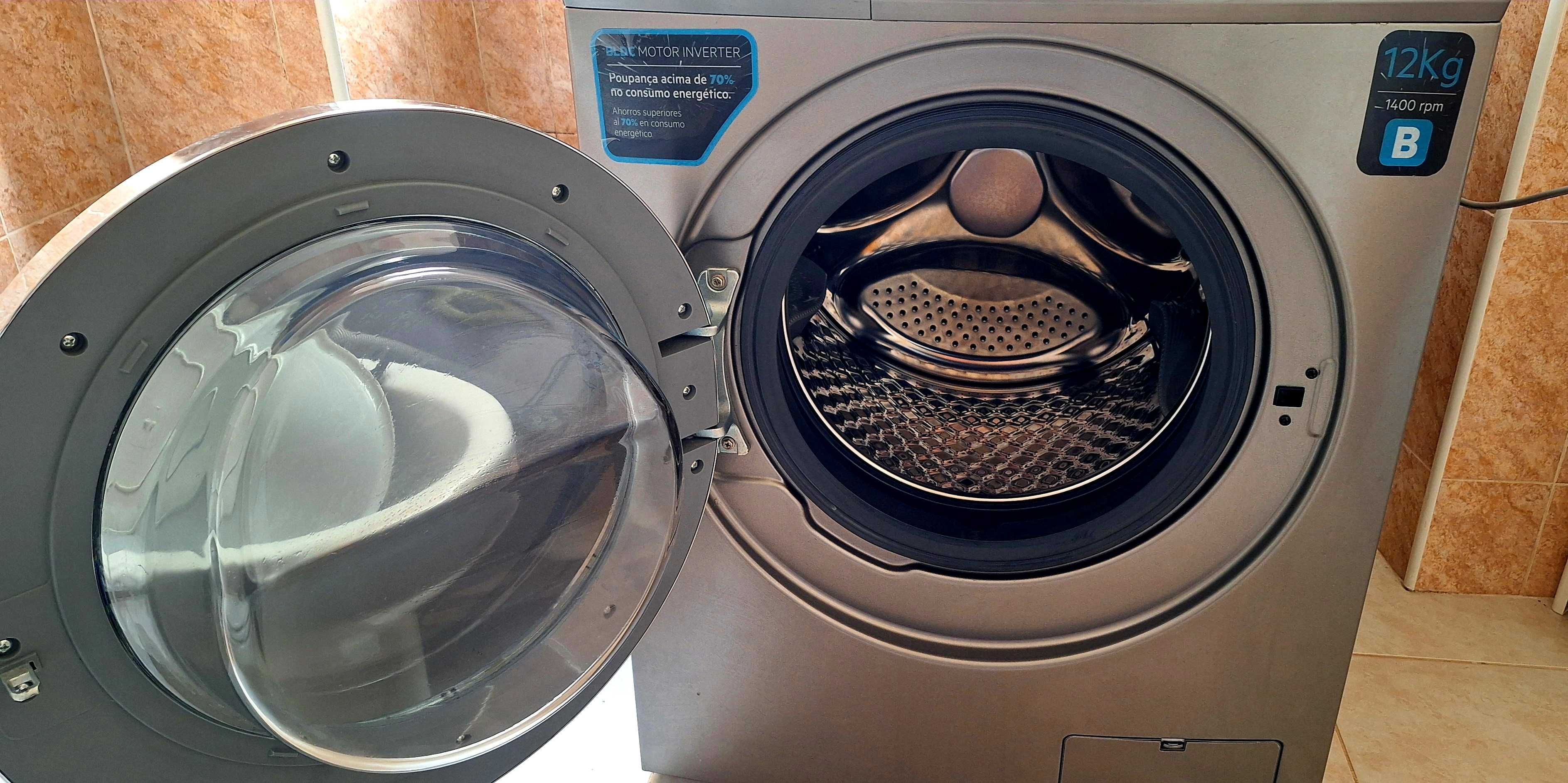 Máquina de Lavar Roupa com garantia - 12 kg - 1400 rpm