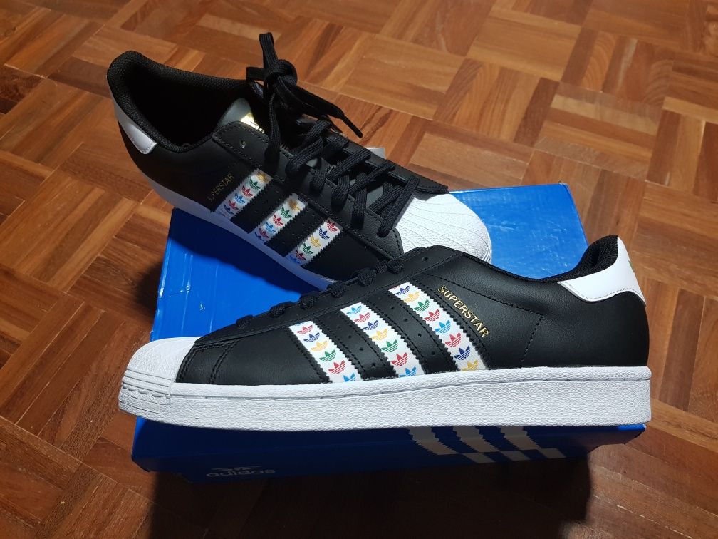 Adidas Superstar 43 1/3, originais e novos a estrear