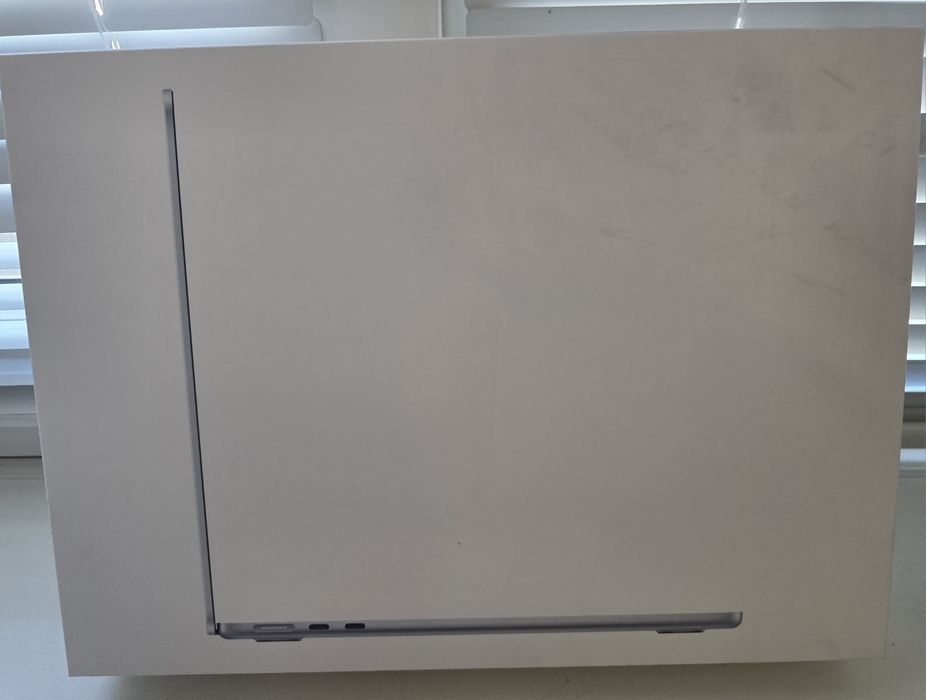 НОВЫЙ MacBook Air 13" M4 (2025)