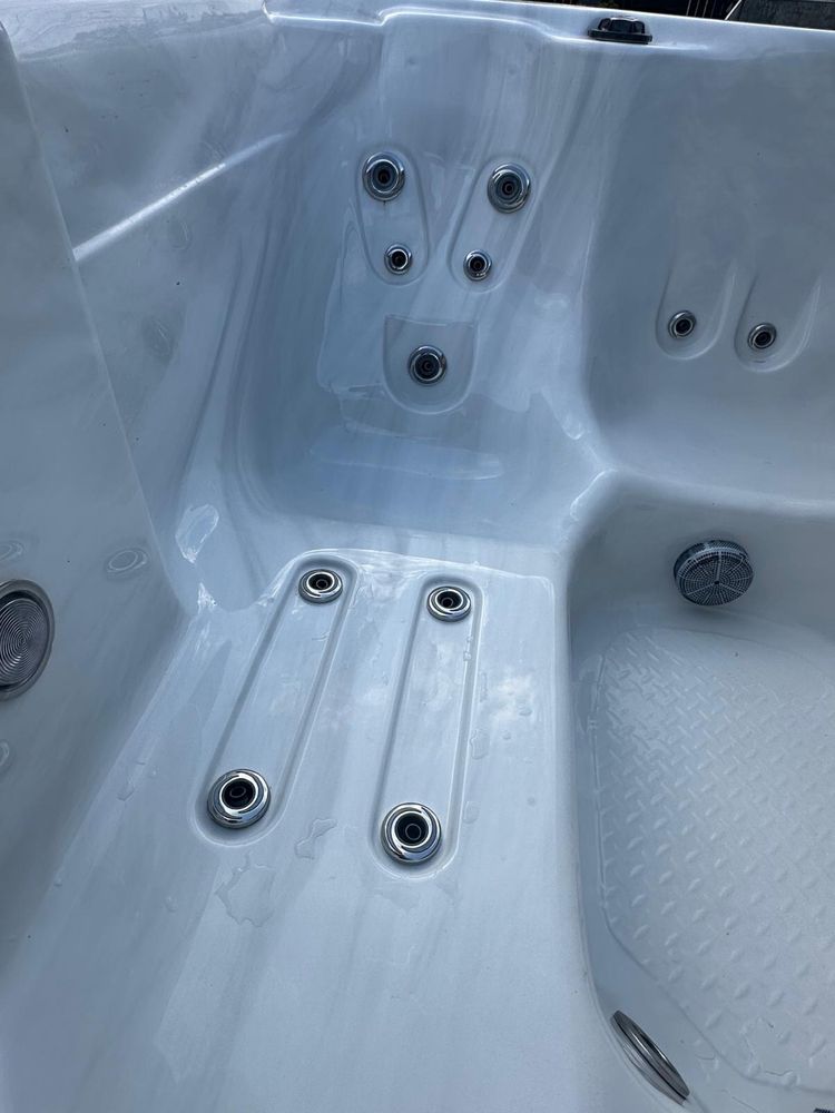 Jacuzzi ogrodowe Gecko, 200x200