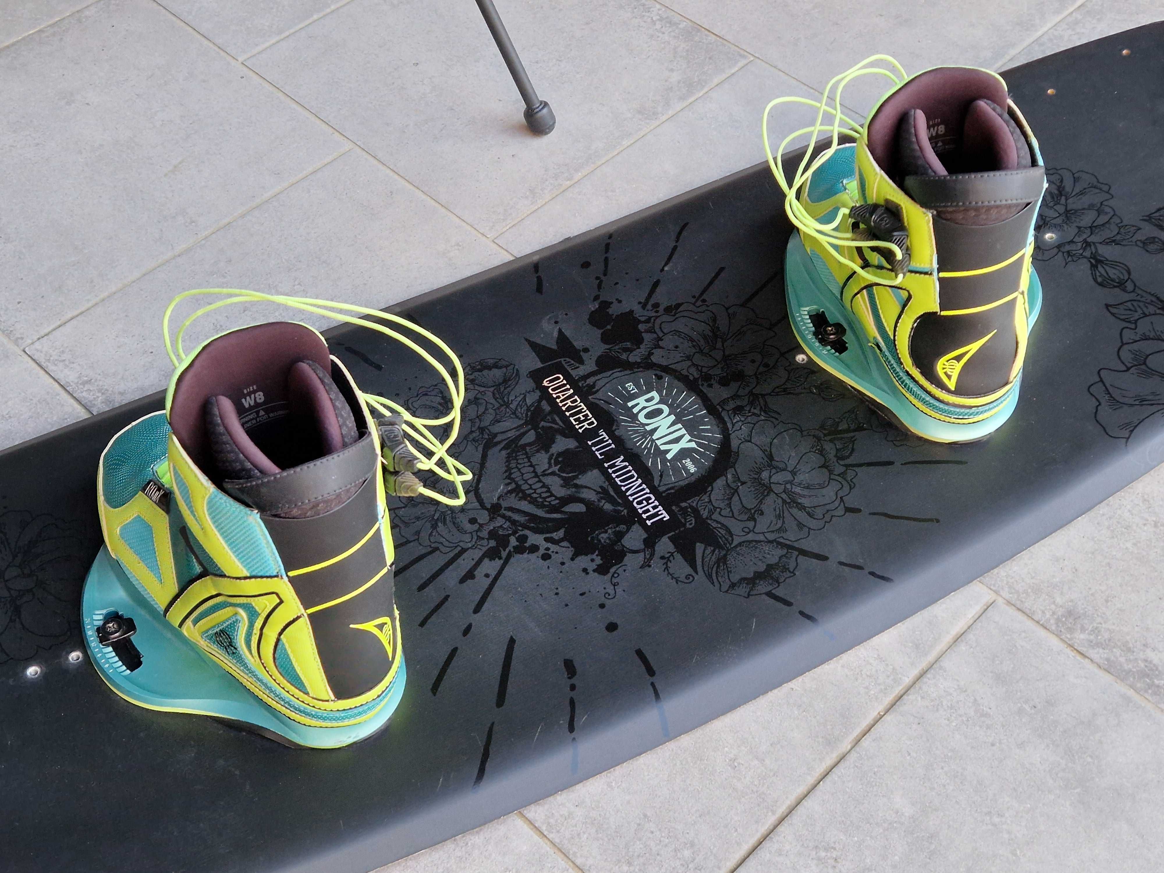 Wakeboard Ronix Quarter til midnight + wiązania Ronix Limelight r. W8