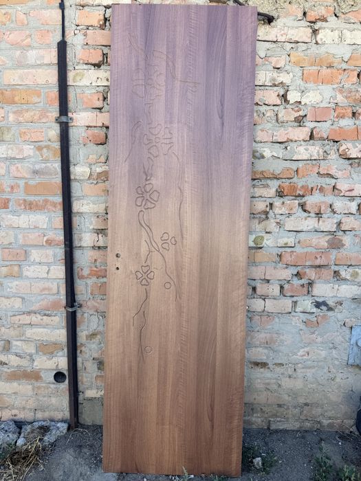 Продам межкомнатные двери