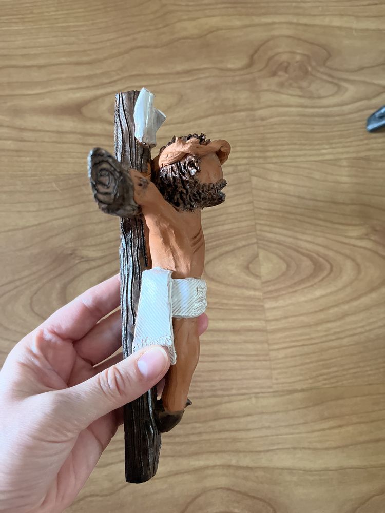 Cristo em barro - artesanato