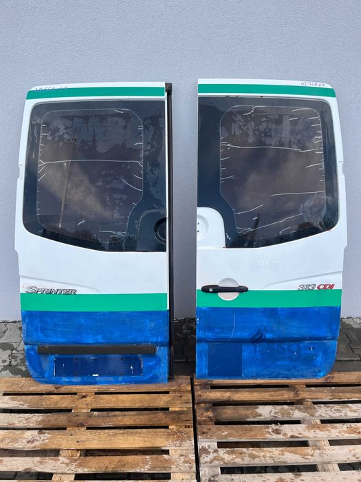 Komplet Drzwi Tylnych Mercedes W906 KPA2568-07