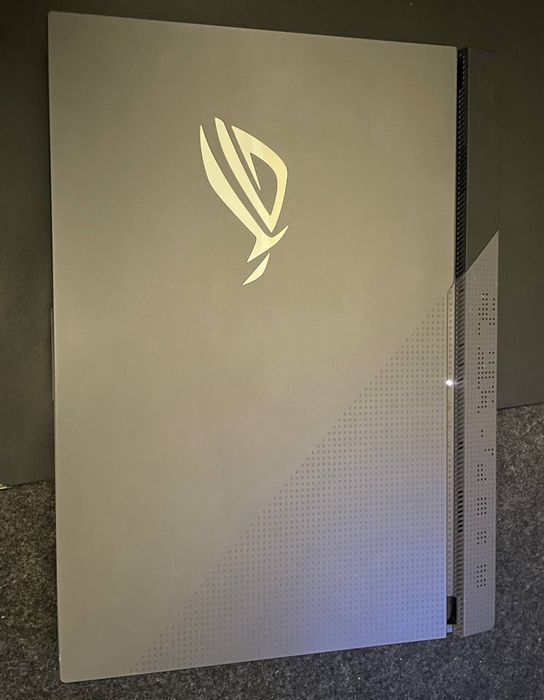 ASUS ROG Strix G513 – Excelente Estado