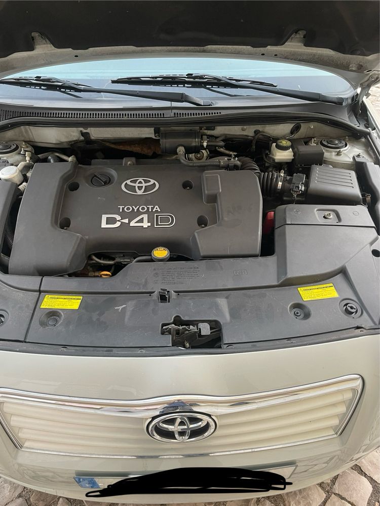 Toyota avensis 2.0 D4D