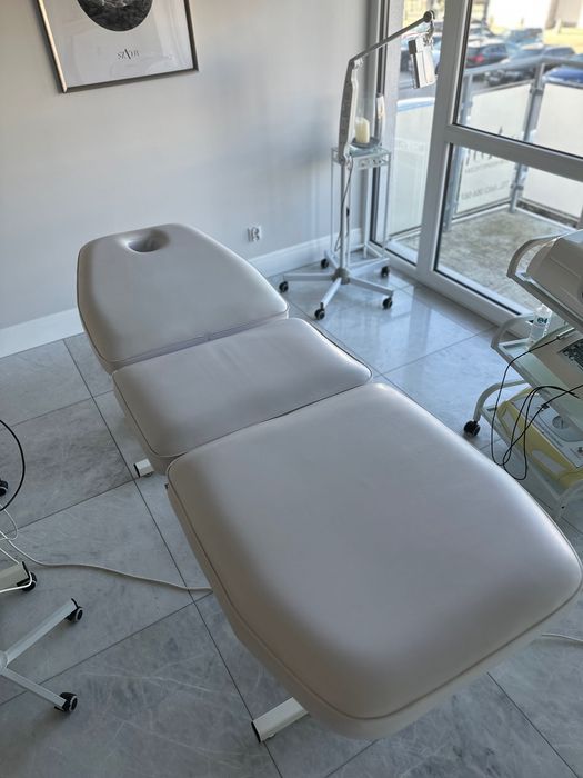 Sprzedam łóżko kosmetyczne