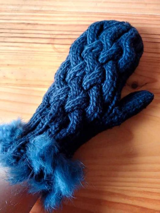 Luvas com pelúcia