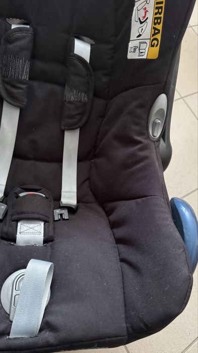 Автокрісло maxi-cosi+ база+ дощовик.