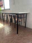 Mesa com 6 bancos