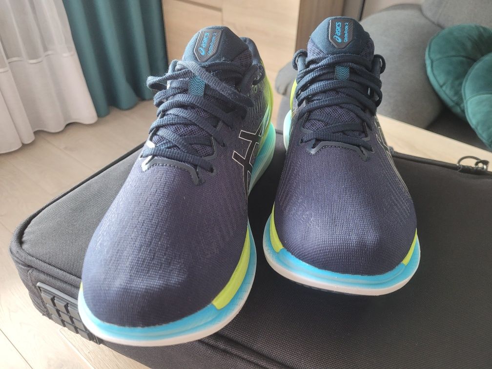 Buty ASICS GlideRide 2 w r. 46,5 do biegania Cena nowych to 669 zł!