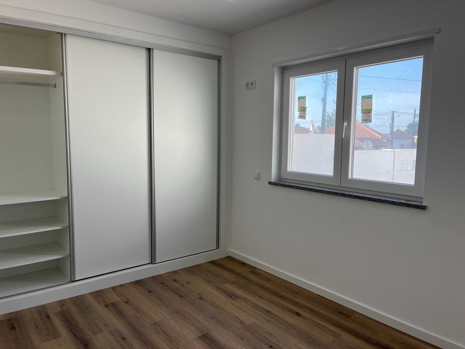 Arrendo Apartamento 3 Assoalhadas