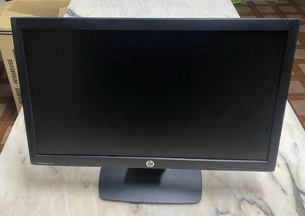 Monitor HP P221 como novo