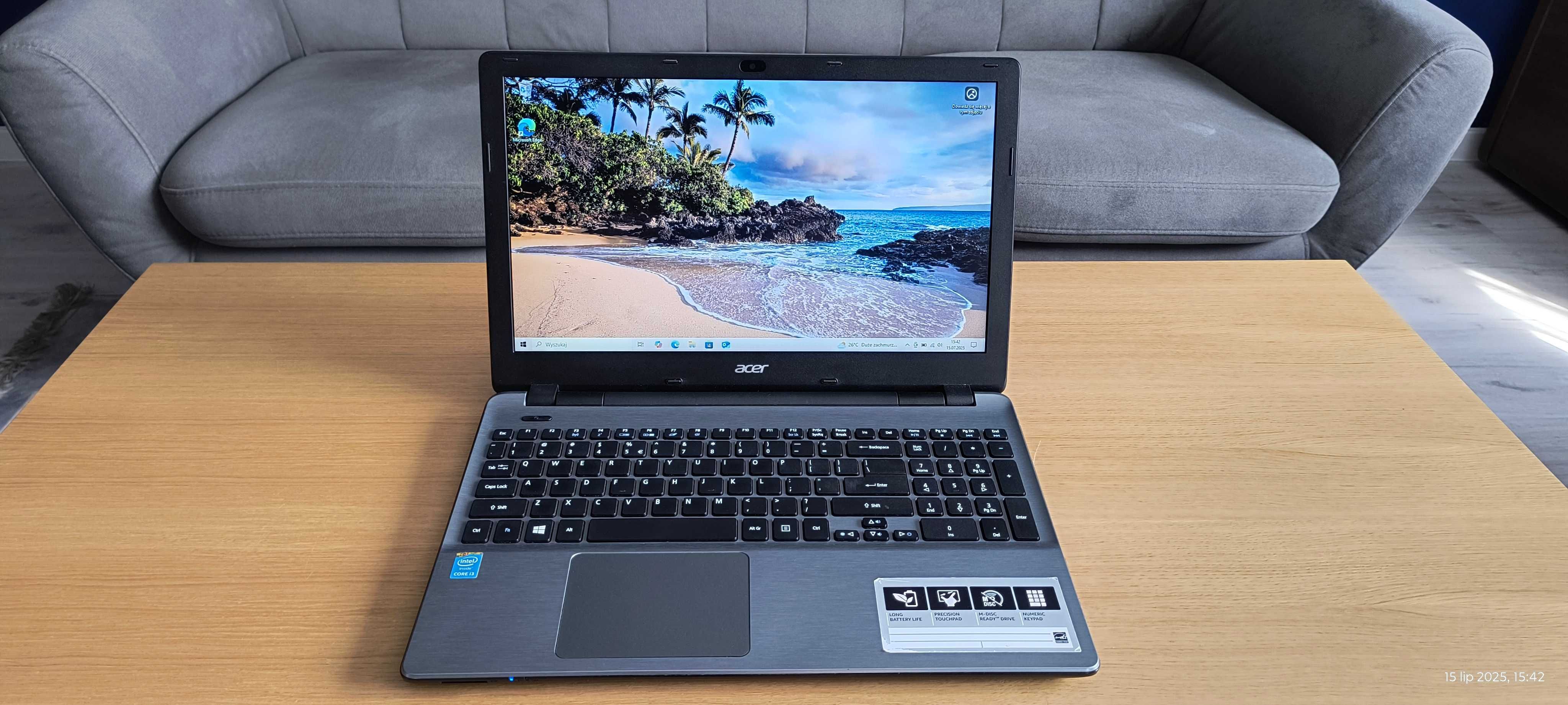 Laptop Acer E5-571 /cpu i3 / 8 GB ram / 128 Ssd.