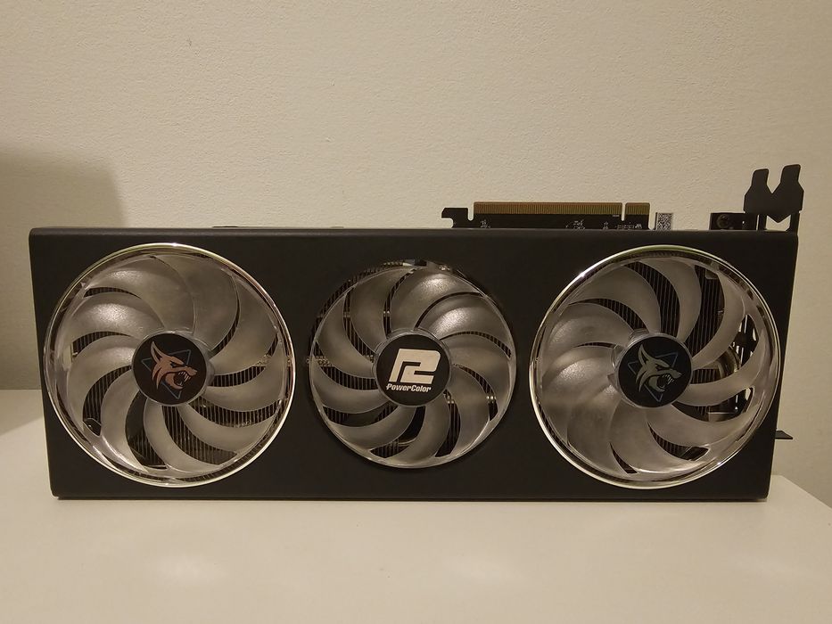 AMD Radeon RX 7800 XT Hellhound OC 16GB GDDR6