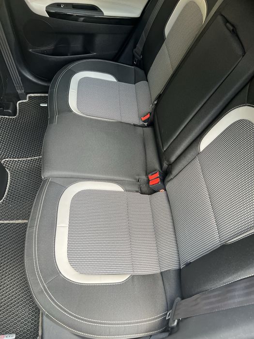 Продаж Kia Ceed 2017 від ВЛАСНИКА