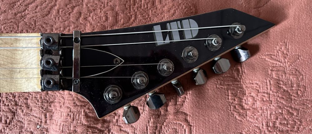 Guitarra LTD M-103 FM STBLK