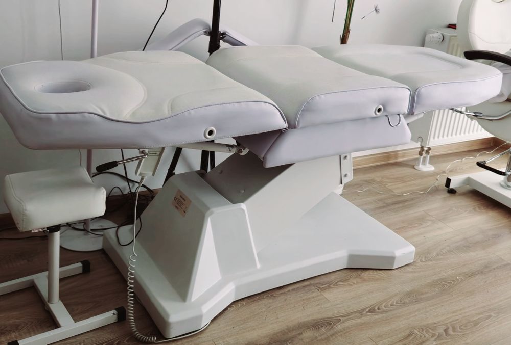 Łóżko kosmetyczne elektryczne
