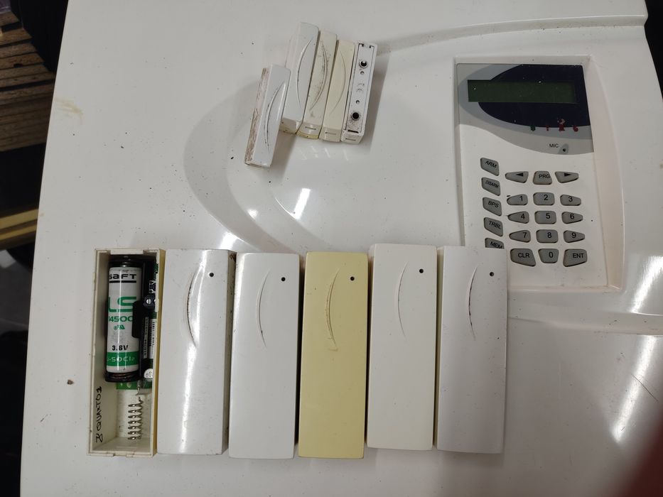 central de alarme teletek ava 2