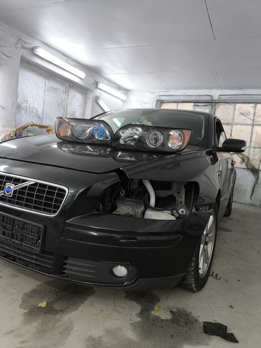 Części Volvo S40/V50 2.4 benzyna Kod lakieru:452-46.