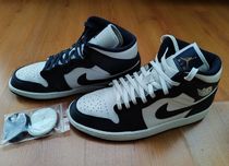 Buty Nike Jordan 1 Mid rozmiar 44 oryginalne