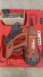 Máquina de pregos Hilti GX 100-E