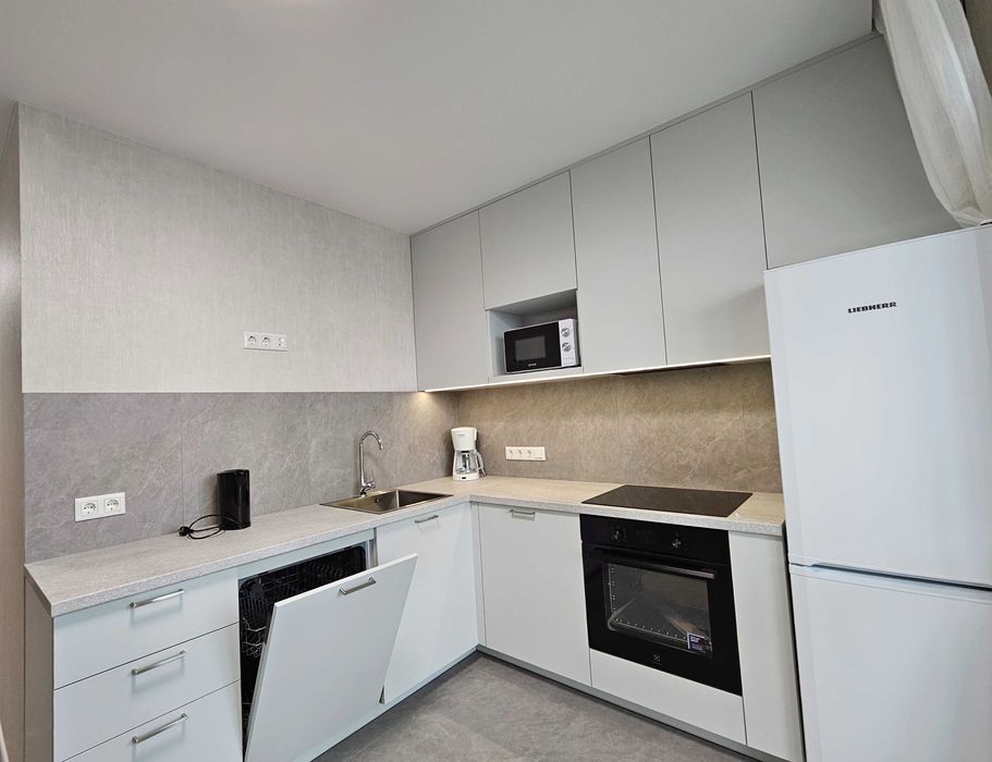 Перша оренда квартири 45m2 ЖК Злагода |м| Харківська