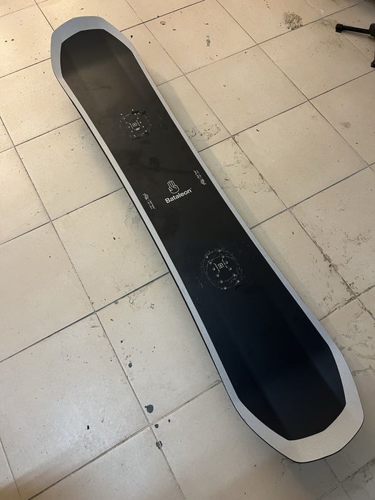 Prancha Snowboard Bataleon Evil Twin+ 157cm