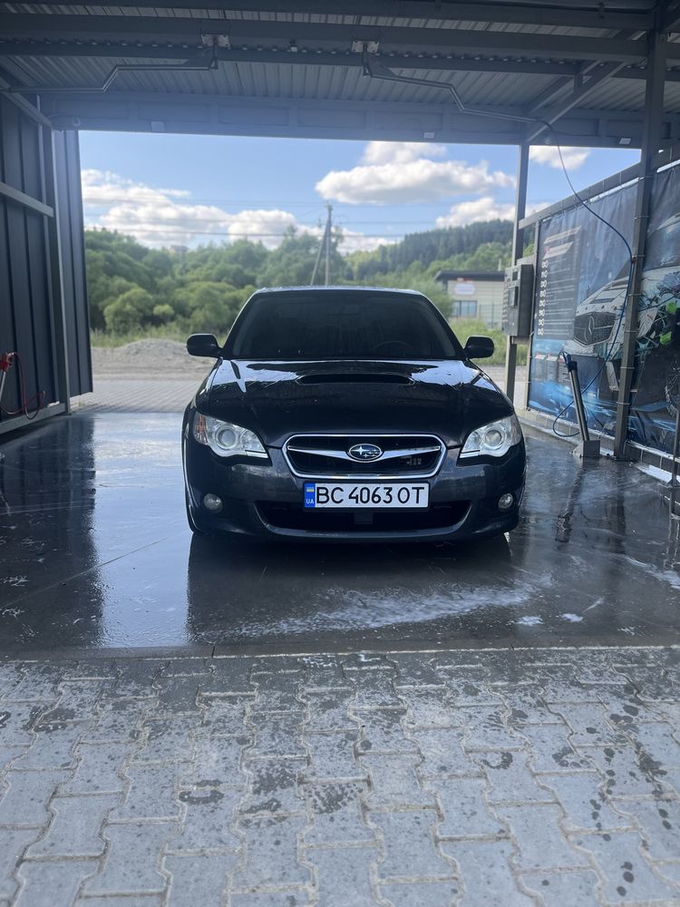 Продається автомобіль Subaru legacy