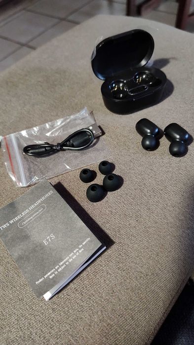 Auriculares Earphones Bluetooth NOVOS!