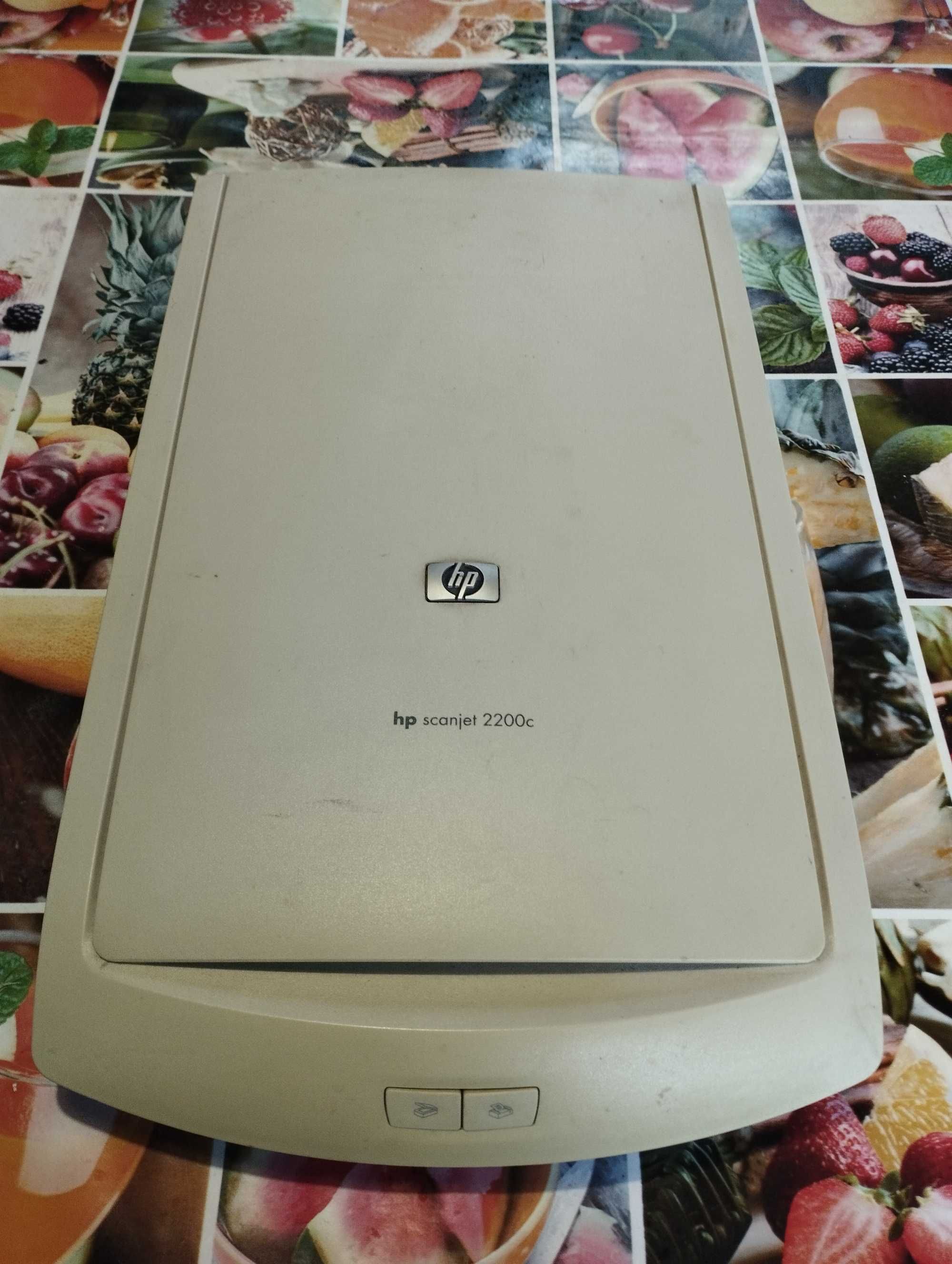 Сканер HP Scanjet 2200c