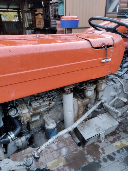 Трактор Massey Ferguson 135