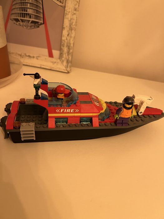 Lego city łódź strażacka nr 60373