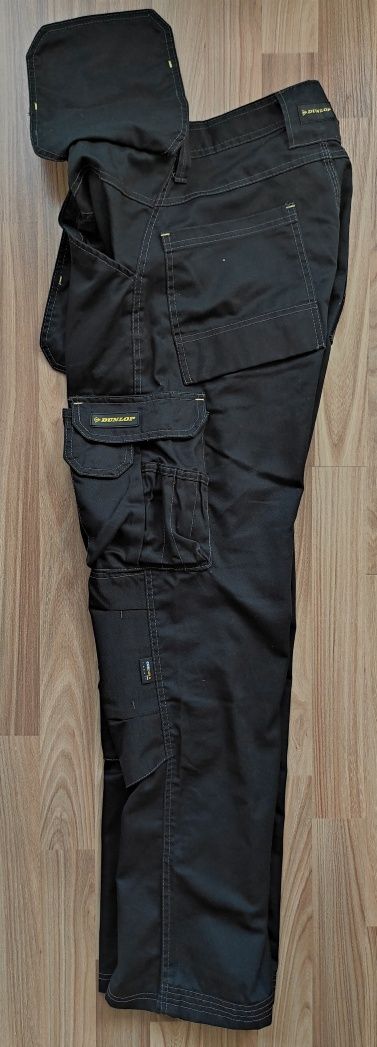 Робочі штани Dunlop з навісними кишенями. Розмір W32/L32 (48)