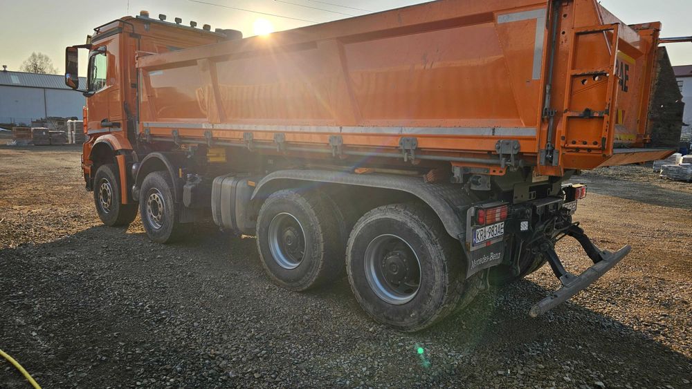 Mercedes Arocs 3245 8x4