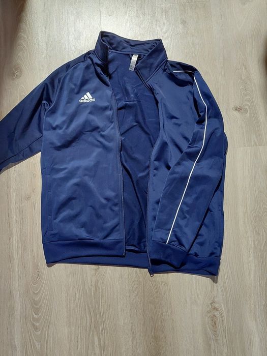 Джемпер адідас..