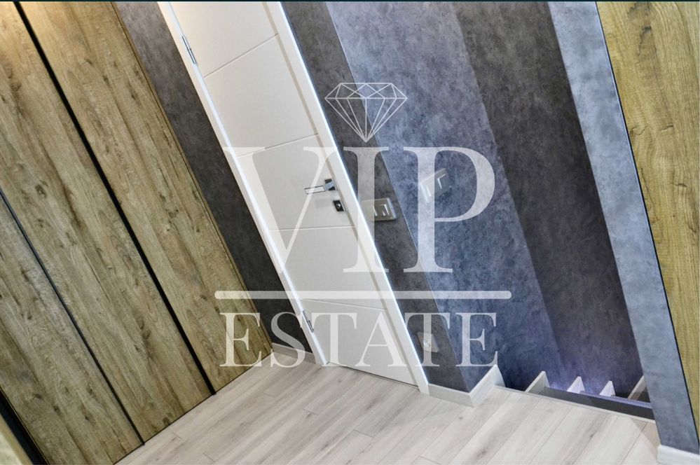 Сдам 4 к.кв.,140 м.кв., Немецкий проект, напротив Культуры, Авантаж.