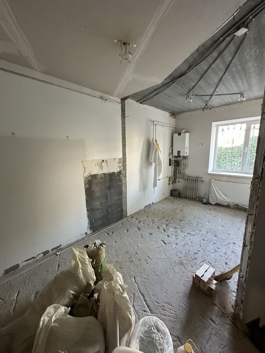 Продаж приміщення в новобудові з окремим входом центр міста 85 метрів