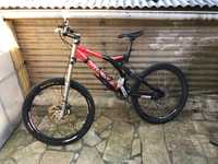 Bike de donwhill Specialized