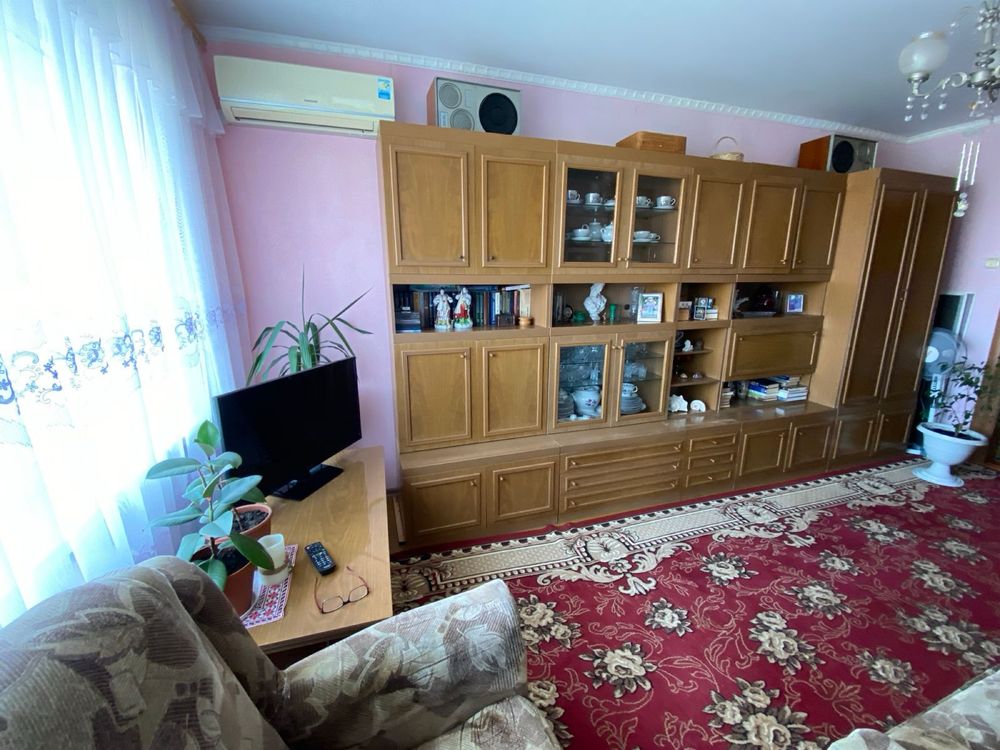 Продаж 3-х кімн. квартири на Карачунах