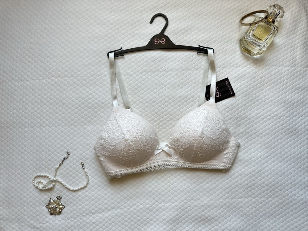 Бюстгальтер Hunkemöller