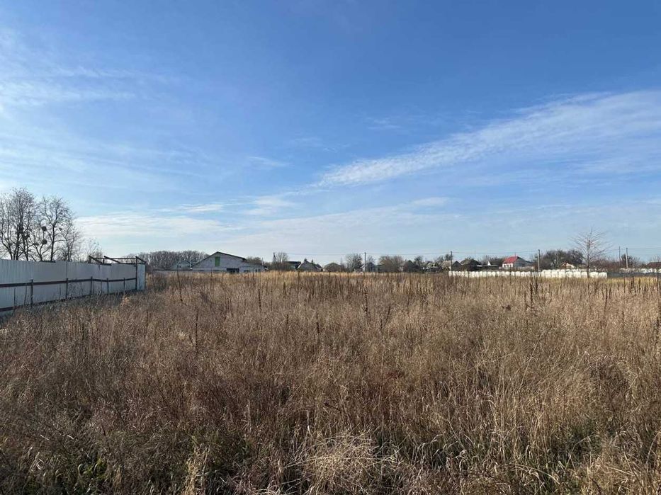 Продаж ділянки 15 соток під забудову. Фасад 25м. Біля озера. ID:710