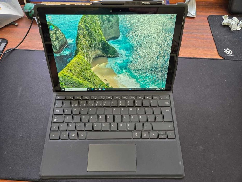 Computador Portátil / Tablet - Microsoft Surface 4 + Extras