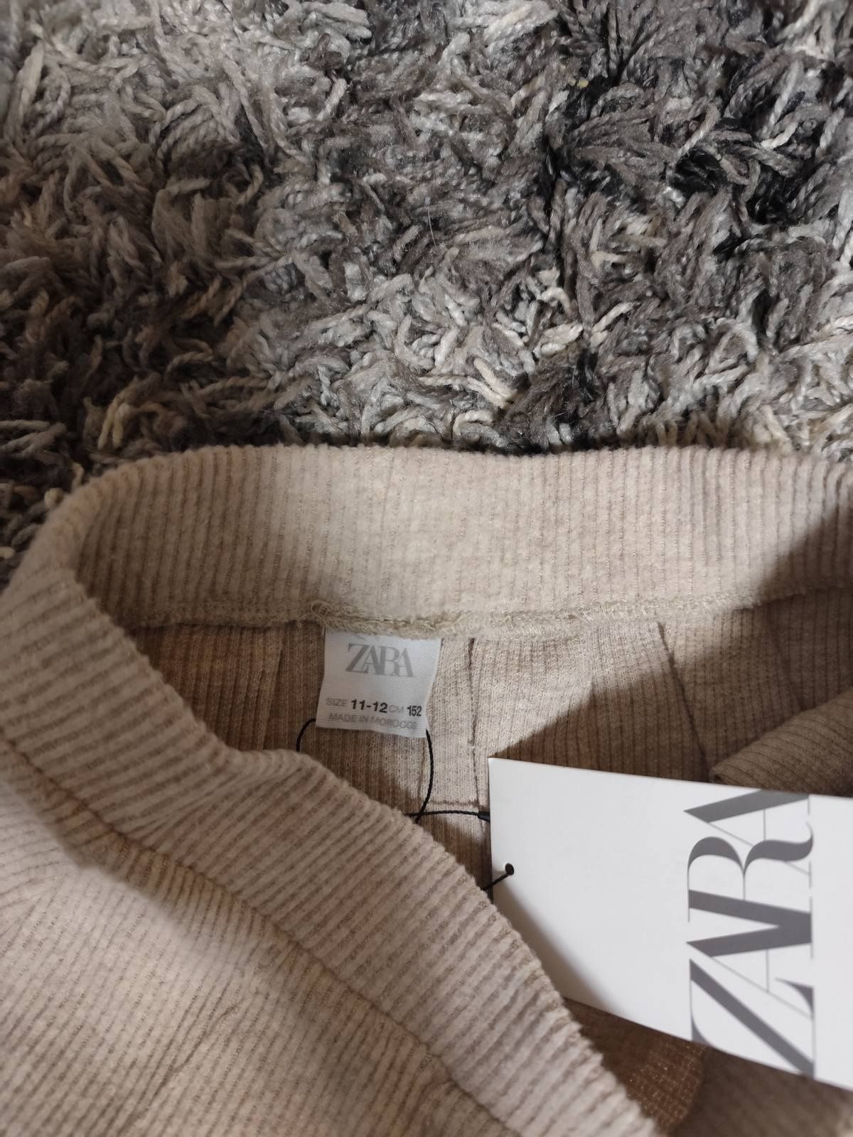 Стильна спідниця Zara р.152
