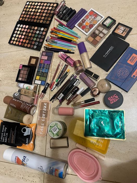 Подаруйте будьласка хтось косметику буду вам дуже вдячна