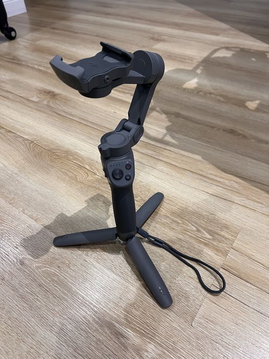 DJI Osmo Mobile 3