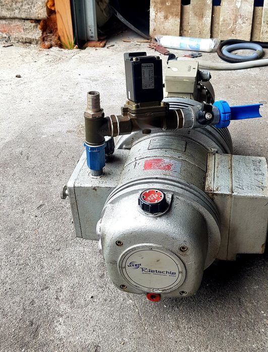 Pompa próżniowa WERIE Rietschle CLFG 26 V 0,75kW 25m³/h NOWE