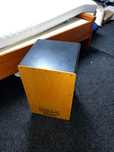 Cajon em ótimo estado